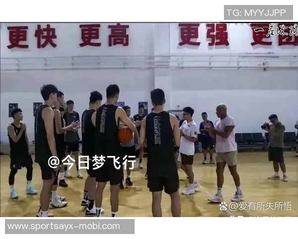 老詹强调夏训应结合球队战术进行针对性训练以提升实战能力